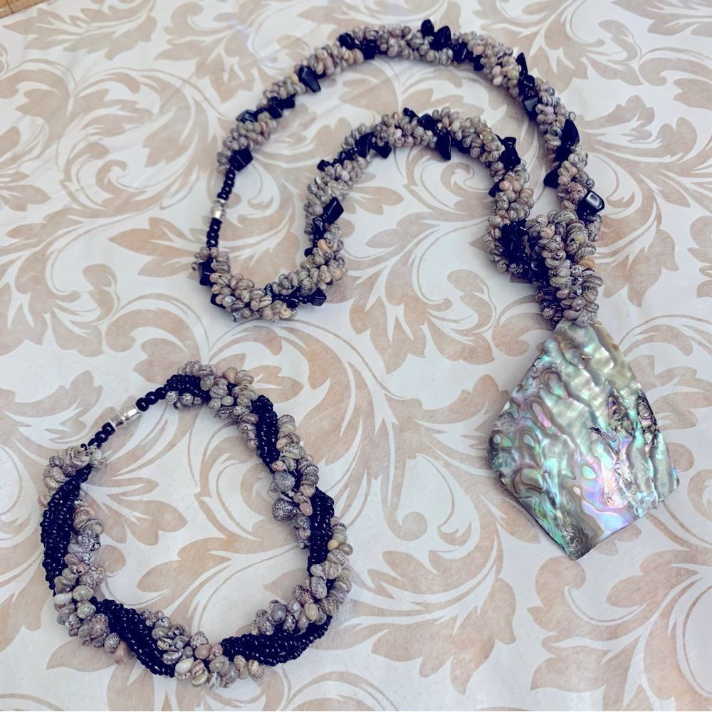 Abalone Shell Pendant Necklace Shells - Seed Beads - Black Stone Also Bracelet